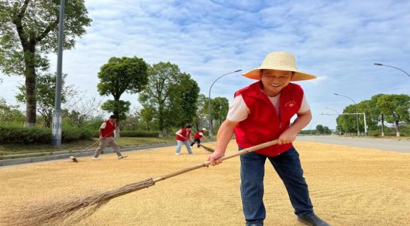 万宝路黑冰中免新版香烟价格表2024 万宝路黑冰中免新版批发价格是多少？