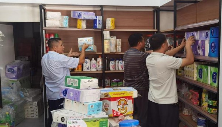 来袭！正品雪茄烟各种批发“防不胜防”