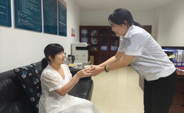 卡比龙(黑细支日税版)价格表和图片 卡比龙(黑细支日税版)价钱批发 