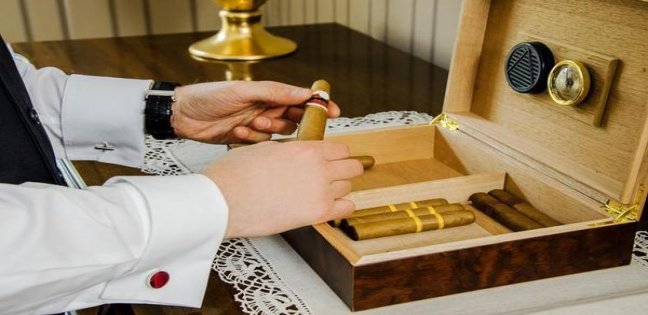 骆驼硬黄多少钱一包？骆驼硬黄价格查询 