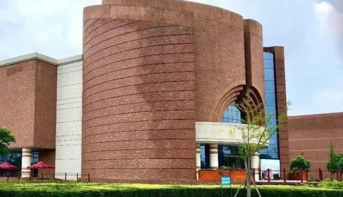 万宝路(硬白金精选美产)图片及价格查询万宝路(硬白金精选美产)多少钱一包？