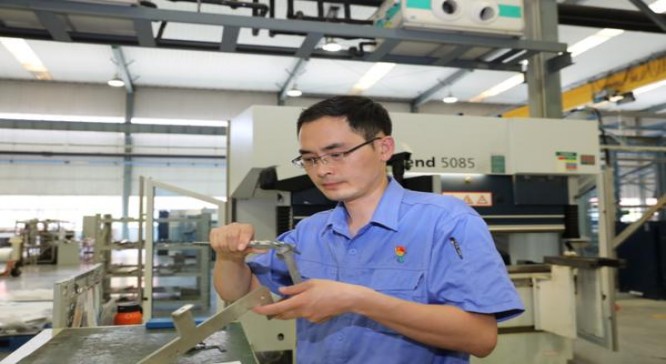 黑猫(朝鲜版)多少钱一盒2025？黑猫(朝鲜版)图片及价格查询