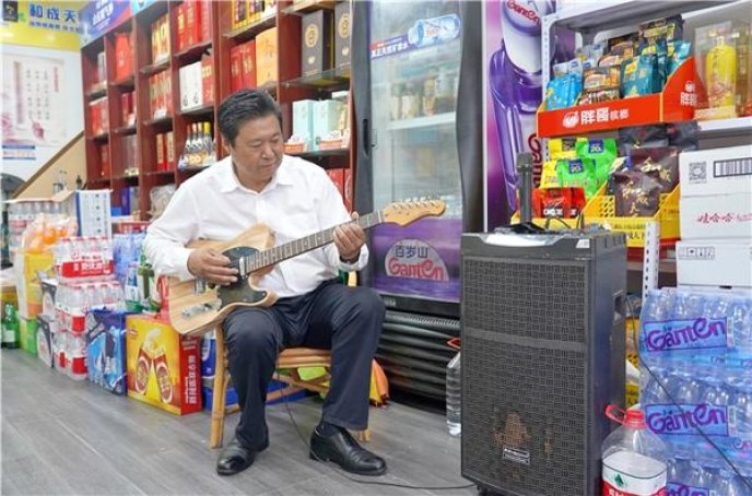 万宝路硬红新喀里多尼亚版多少钱一包？万宝路硬红新喀里多尼亚版多少钱一包2024？