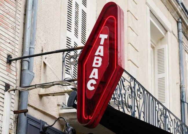 红金龙硬红爱你香烟价格表2024 红金龙硬红爱你批发价格是多少？