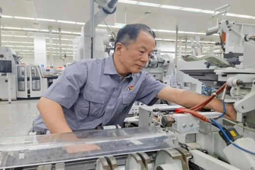 黄鹤楼(软蓝出口印尼版)价钱批发 黄鹤楼(软蓝出口印尼版)香烟价格表2025 