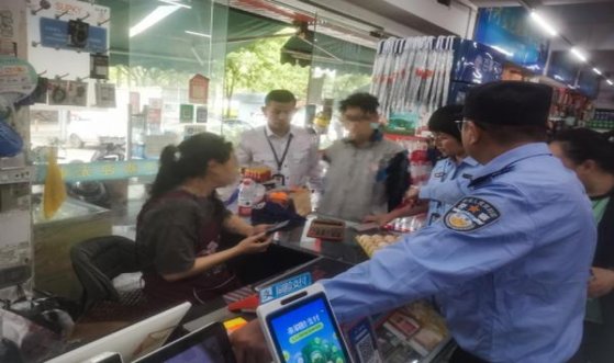 万宝路(探险队6mg立陶宛2006限量版)图片及价格查询万宝路(探险队6mg立陶宛2006限量版)图片及价格 