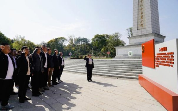 南京红楼卷新版价格表和图片南京红楼卷新版多少钱一包？