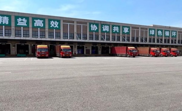 黄金叶(金鲤中支)总仓批发，黄金叶(金鲤中支)多少钱一包2024？