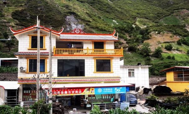 美国精神硬黑美税版价钱批发 美国精神硬黑美税版多少钱一盒？