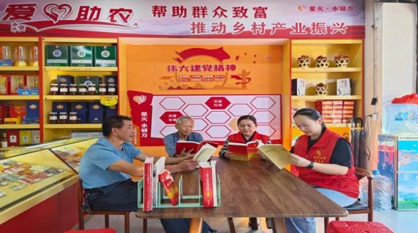 惊现！高仿烟批发微信“袖手傍观”