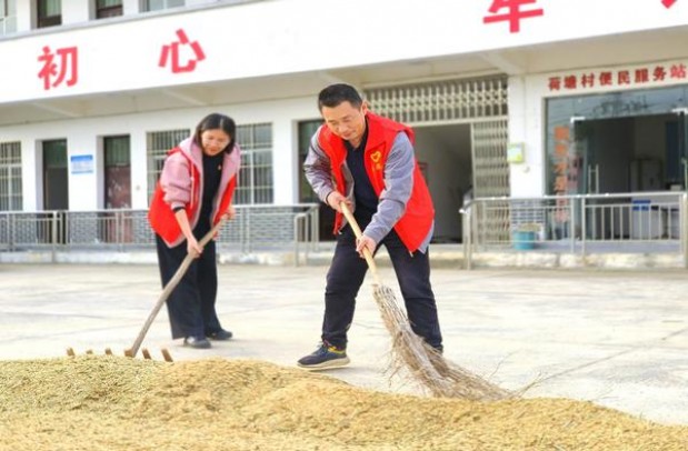 重大来袭！顶级云霄一手货源批发“人山人海”