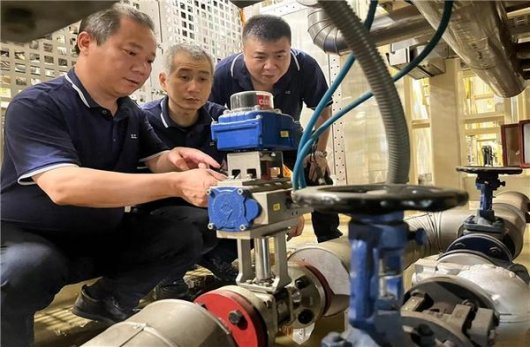 黄鹤楼硬蓝中支价格表图一览表 黄鹤楼硬蓝中支价格表一览 