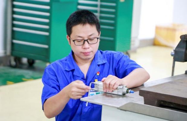 黄果树10mg多少钱一包2024？黄果树10mg价格表一览 