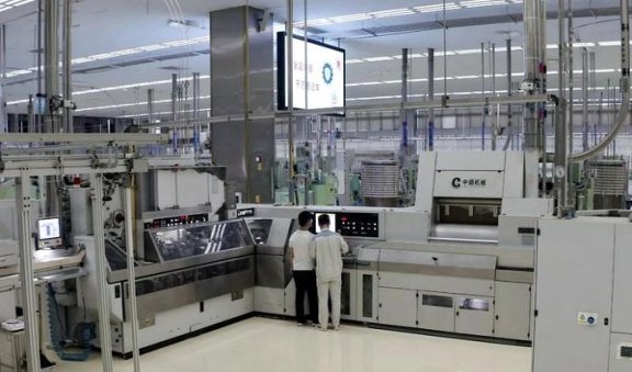 重点通报！外烟出口烟国烟越南烟爆珠烟批发代理“骑虎难下”