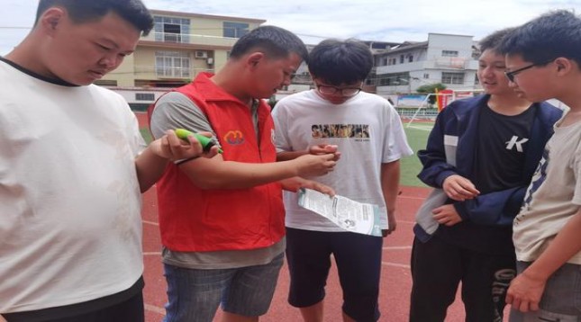 黄金叶(中华龙)价钱批发 黄金叶(中华龙)多少钱一盒2025？