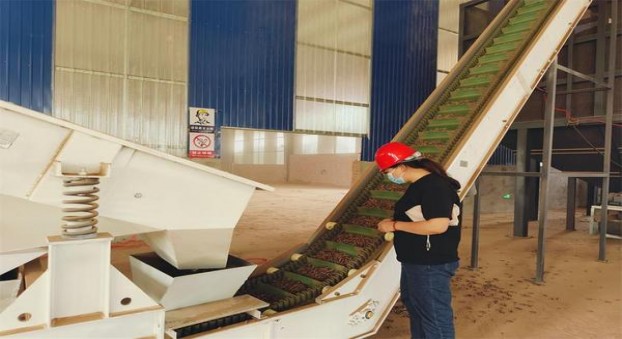 黄金叶(汴京)一手批发，黄金叶(汴京)香烟价格表2024