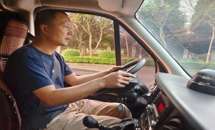 头条！一手香烟批发货源网“盛衰荣辱”