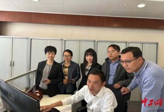 云烟(细支小重九)图片及价格 云烟(细支小重九)多少钱一包2025？