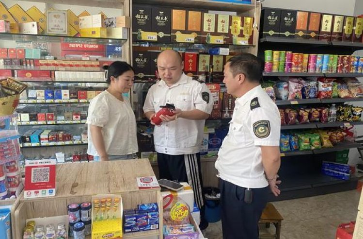 万宝路(白金阿根廷加税版)批发，万宝路(白金阿根廷加税版)多少钱一盒？