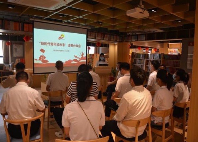 万宝路(（牛仔黄）美国版)一手渠道，万宝路(（牛仔黄）美国版)多少钱一包？