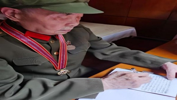 丝卡(紫波兰版)一手厂家，丝卡(紫波兰版)多少钱一盒？