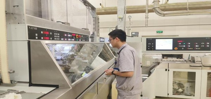 万宝路硬白金3.0价格表一览 万宝路硬白金3.0香烟价格表2024 