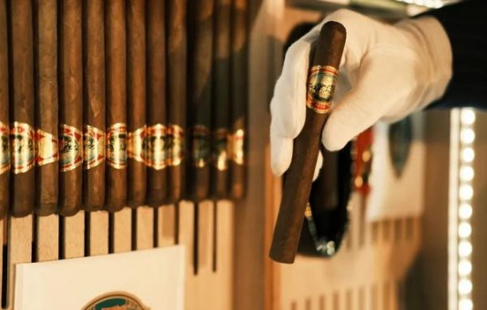 狮牌(草莓)香烟价格表2025 狮牌(草莓)价格表一览 